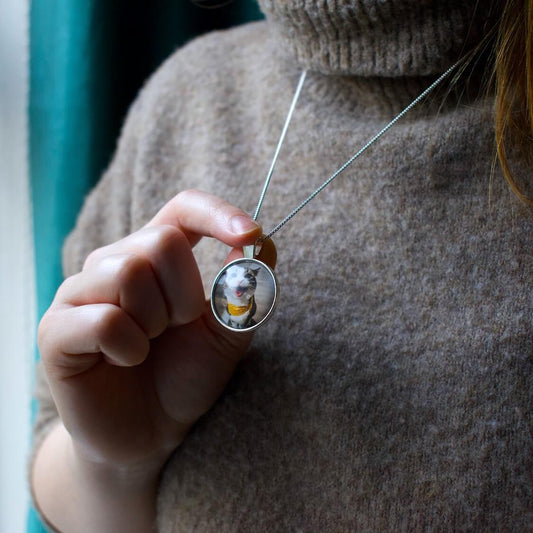 What Is A Photo Pendant? Understanding the Sentimental Keepsake